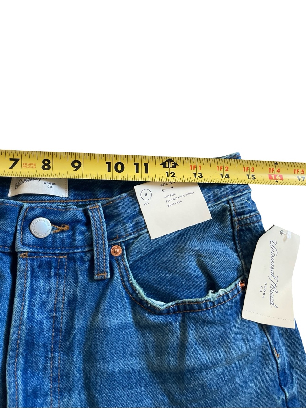 NWT Universal Thread 90s Baggy Mid-Rise Jeans - Size 4 Regular - Picture 4 of 6
